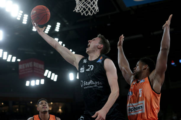 A历史上敢 A历史上敢